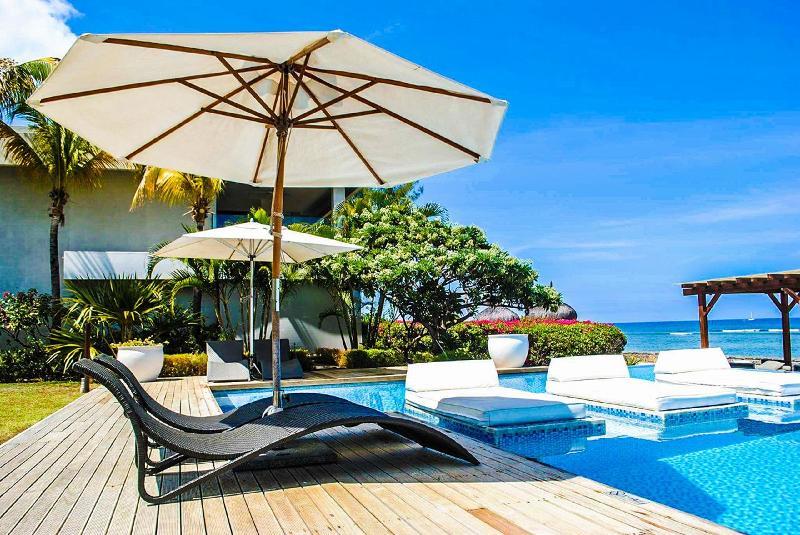 Leora Luxury Accommodation By Dream Escapes Tamarin Exterior photo
