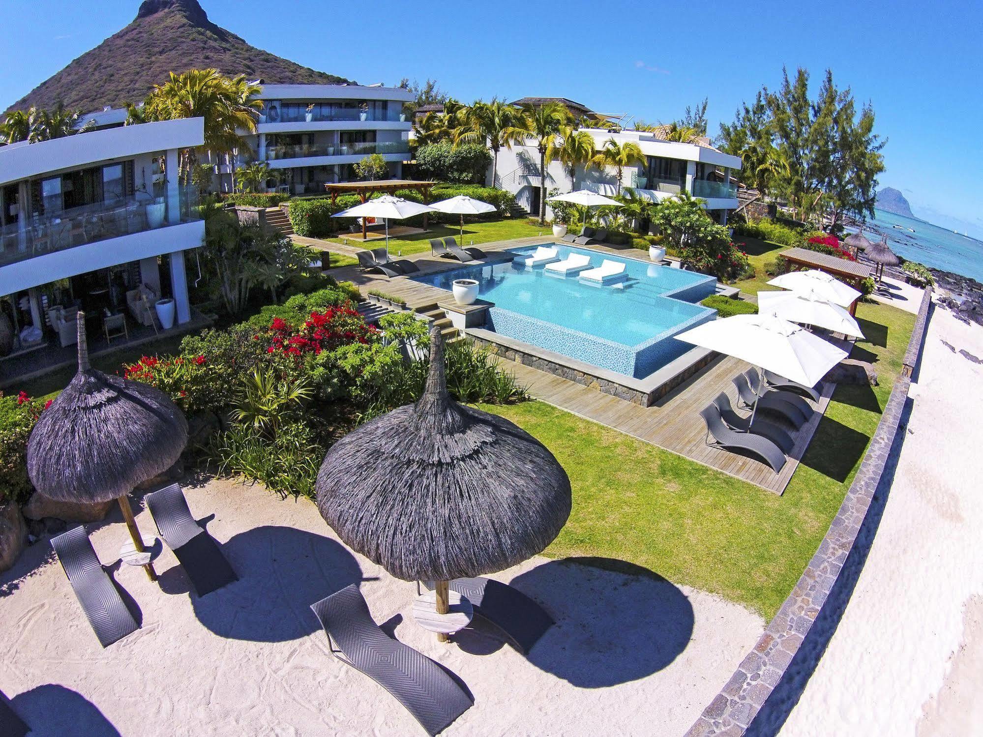 Leora Luxury Accommodation By Dream Escapes Tamarin Exterior photo